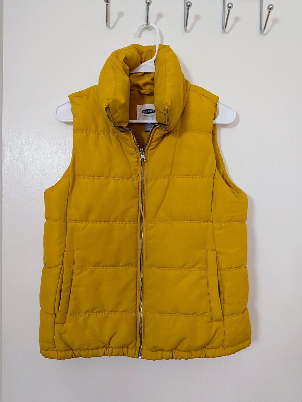 Old Navy Women's Yellow Puffer Vest